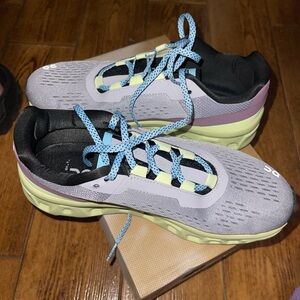 On Running Purple Gray Athletic Shoes Lightweight Performance